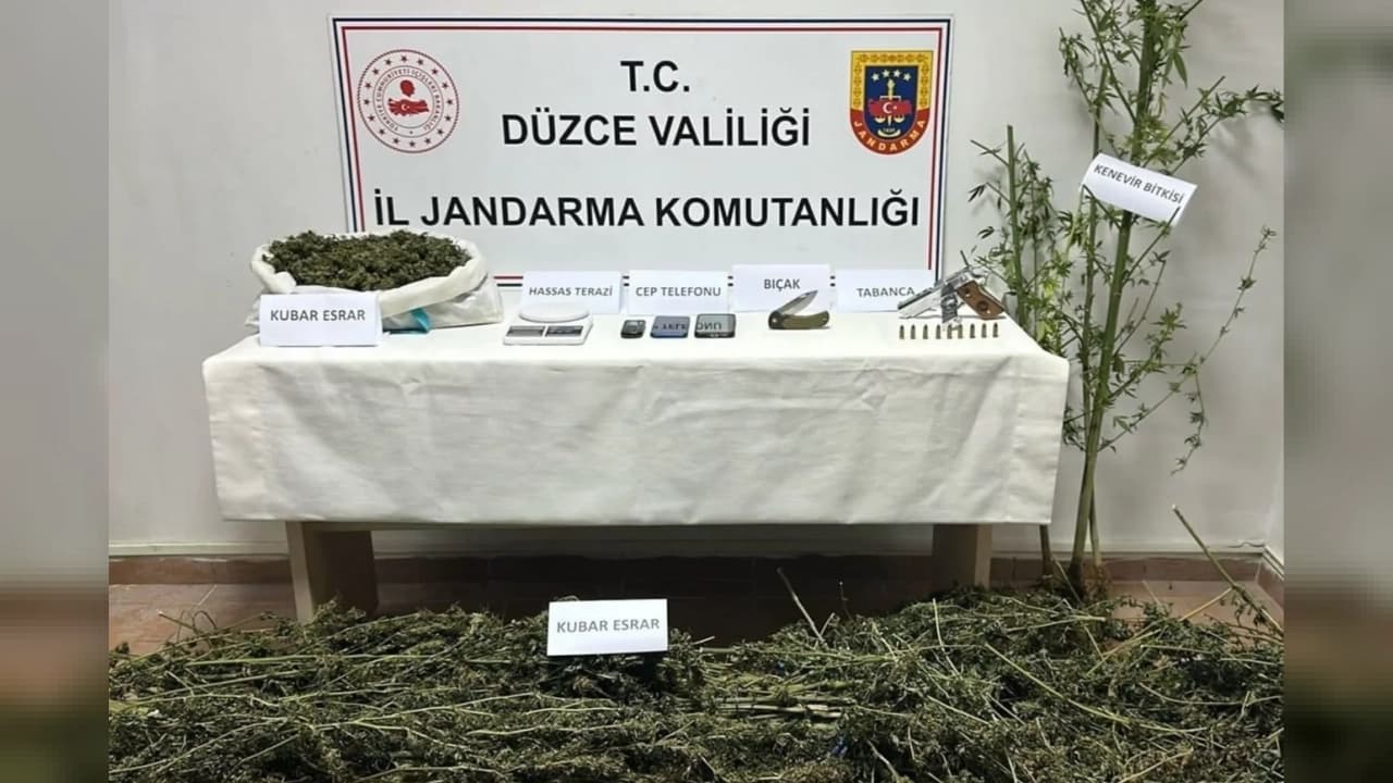 Gümüşova'da Uyuşturucu Operasyonu: 2 Şüpheli Gözaltında