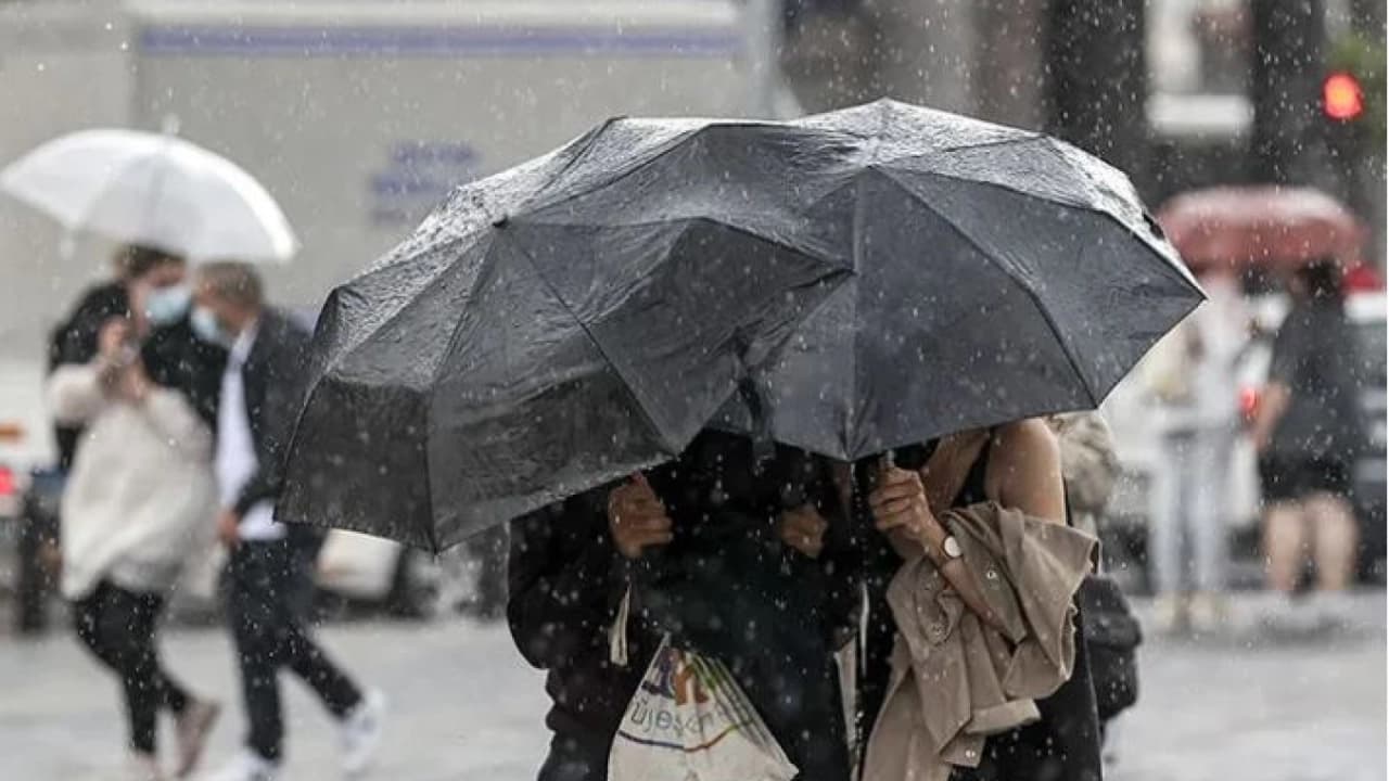Hafta Sonu Kuvvetli Yağış ve Kar Geliyor: Taşkın Riski Sürüyor