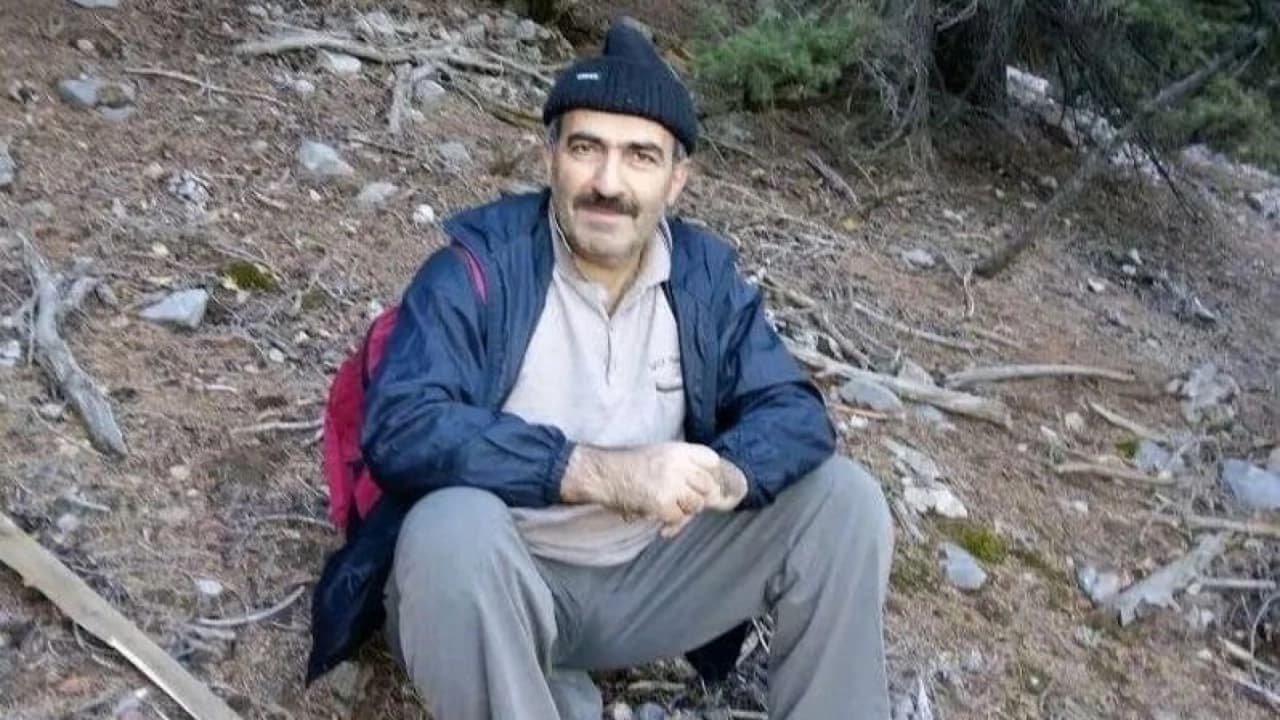 Kozan'da İki Aracın Çarpıştığı Kazada Adem Pekdur Hayatını Kaybetti