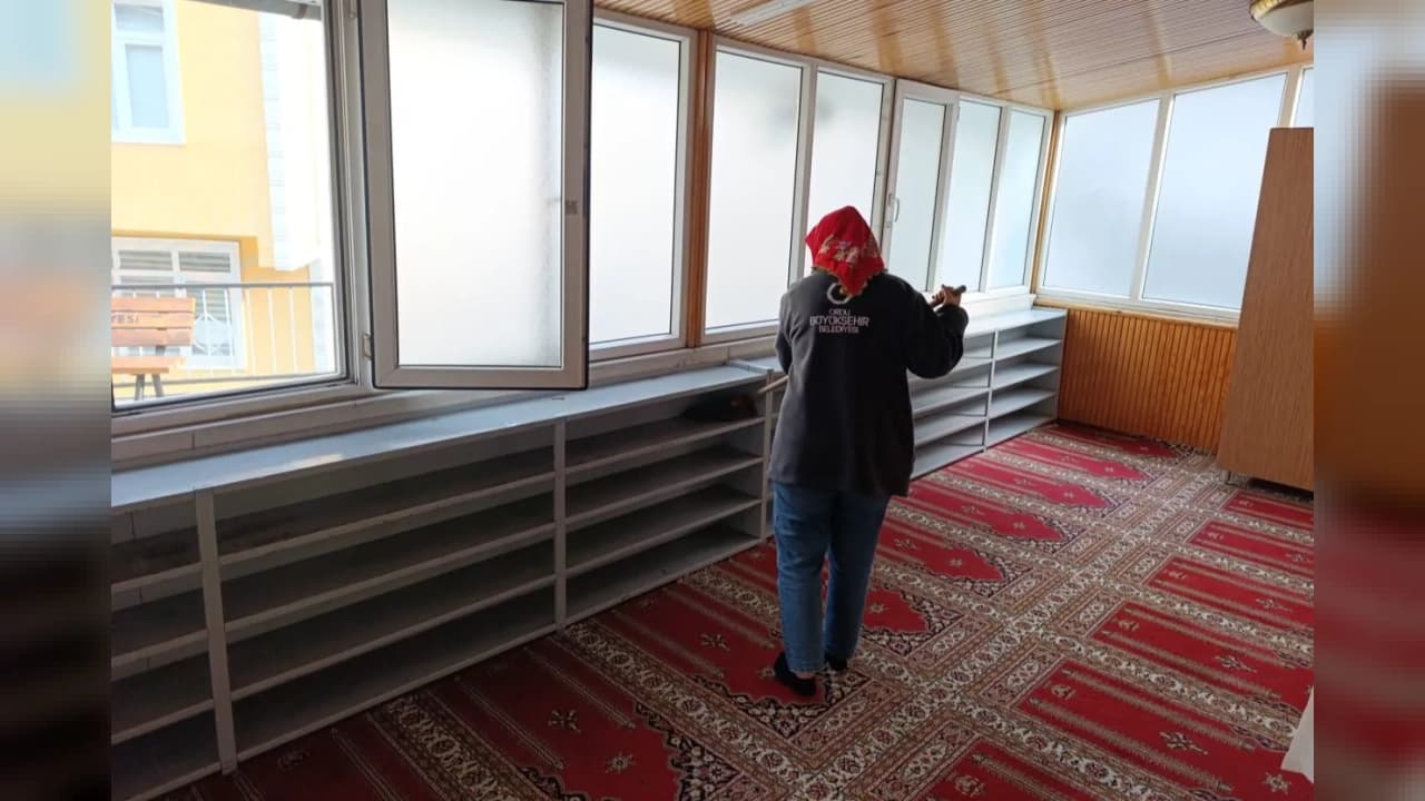 Ordu Büyükşehir Belediyesi İl Genelindeki Camileri Temizliyor