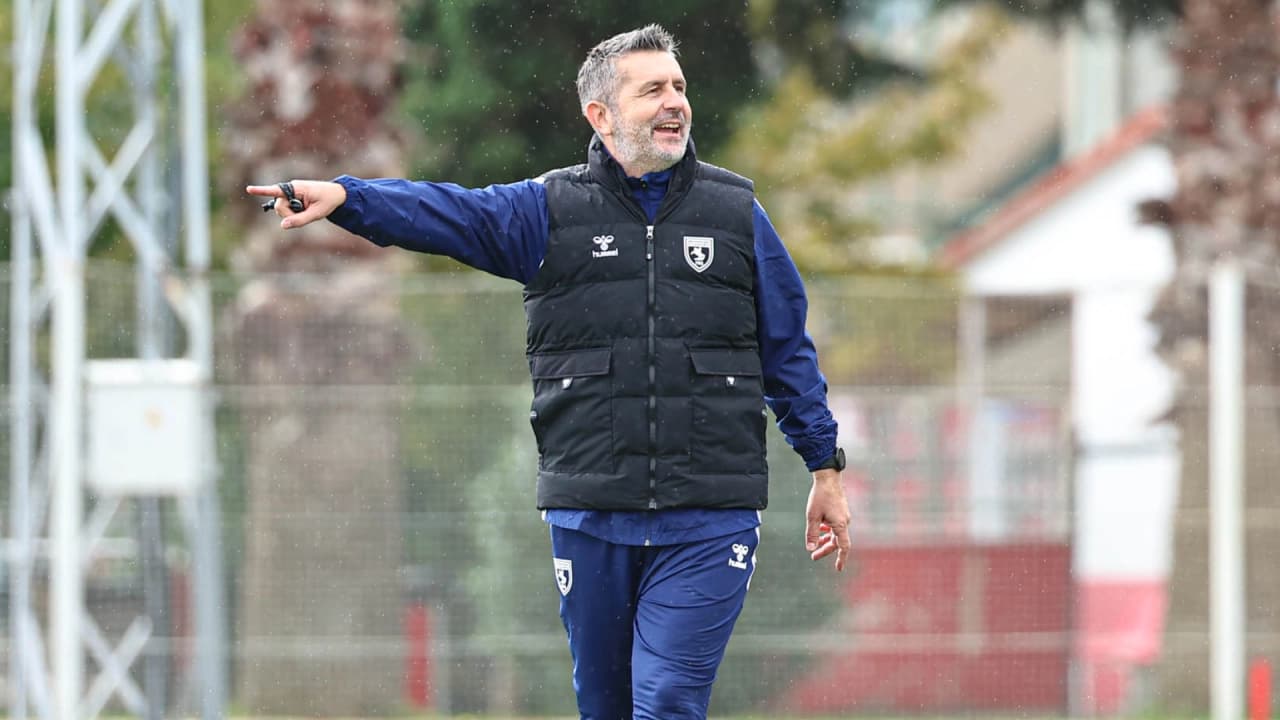 Samsunspor'un Yeni Teknik Direktörü Nenad Bjelica İlk İdmanına Çıktı