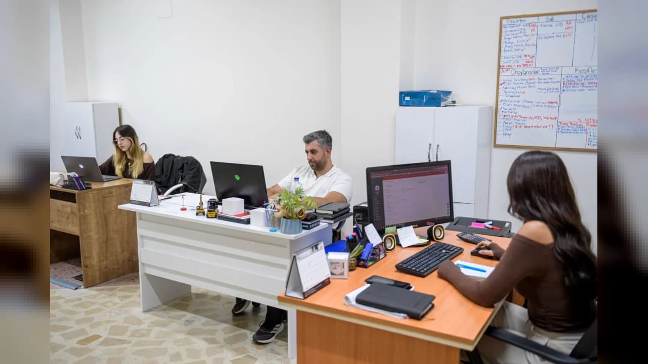 İş'te İzmir Platformu Üç Mühendisi İş Sahibi Yaptı