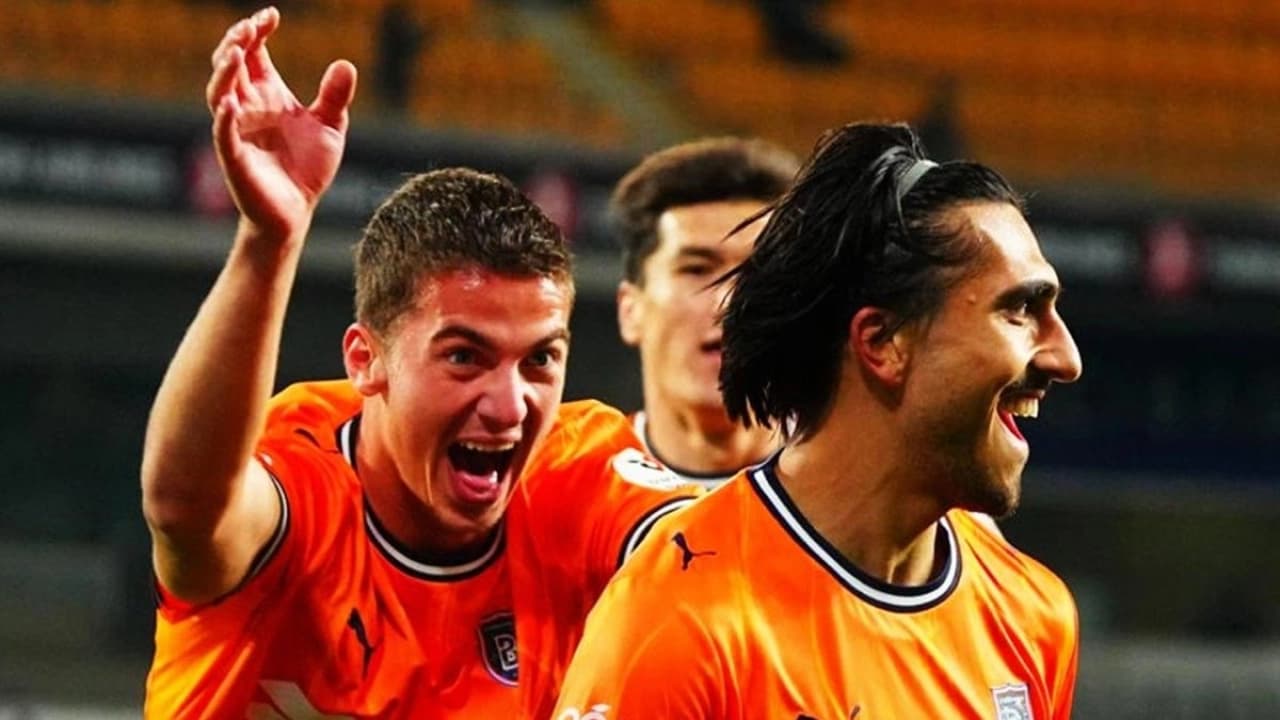 Başakşehir sahasında Gaziantep FK'yi 2-1 yendi