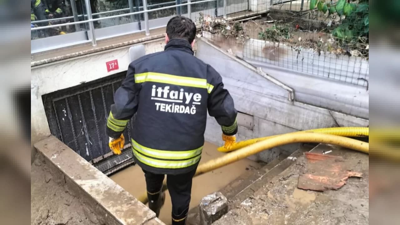 Tekirdağ'dan İstanbul'daki sel ve heyelan bölgesine destek ekibi