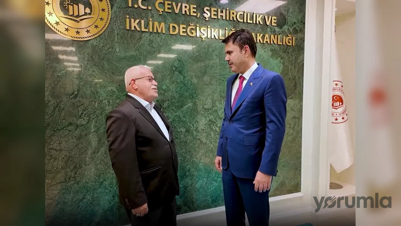 Bakan Murat Kurum depremzede Bayram Kahraman ile buluştu