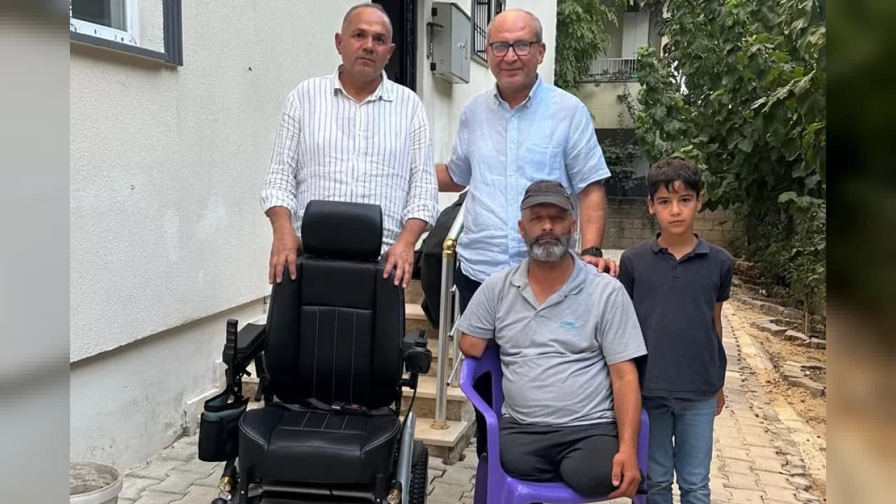 Adıyaman'da Ampute Depremzedelere Akülü Tekerlekli Sandalye Desteği