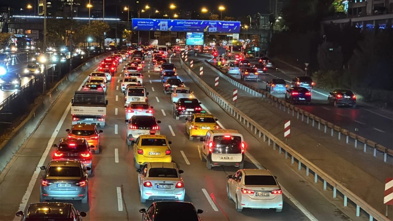 İstanbul'da trafik durma noktasında!