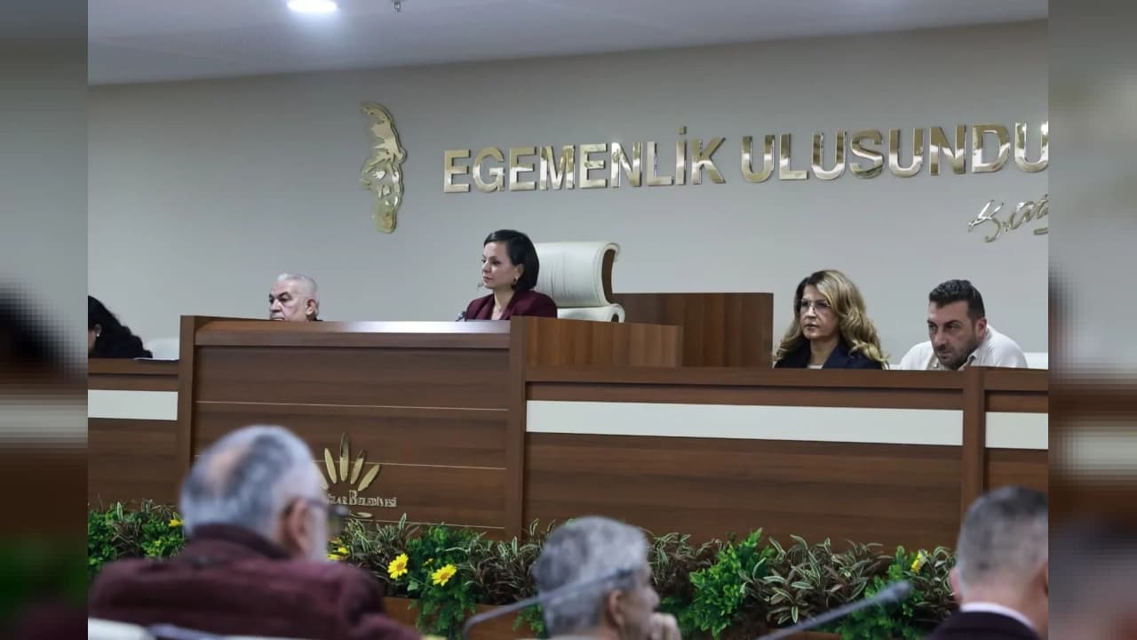 Karabağlar Belediyesi’nin 7 Milyar TL’lik 2027 Bütçesi Kabul Edildi