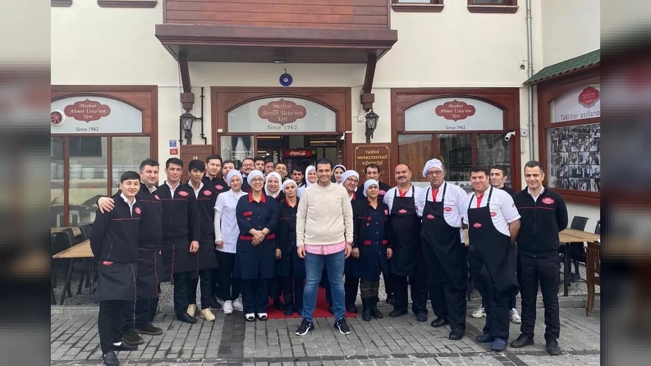 Tarihi Merkezefendi Köftecisi esnaflık kültürünü anlatıyor