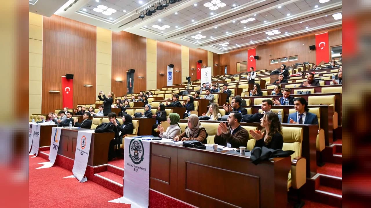 Ankaralı Gençler Bağımlılıkla Mücadele Simülasyonunda Buluştu