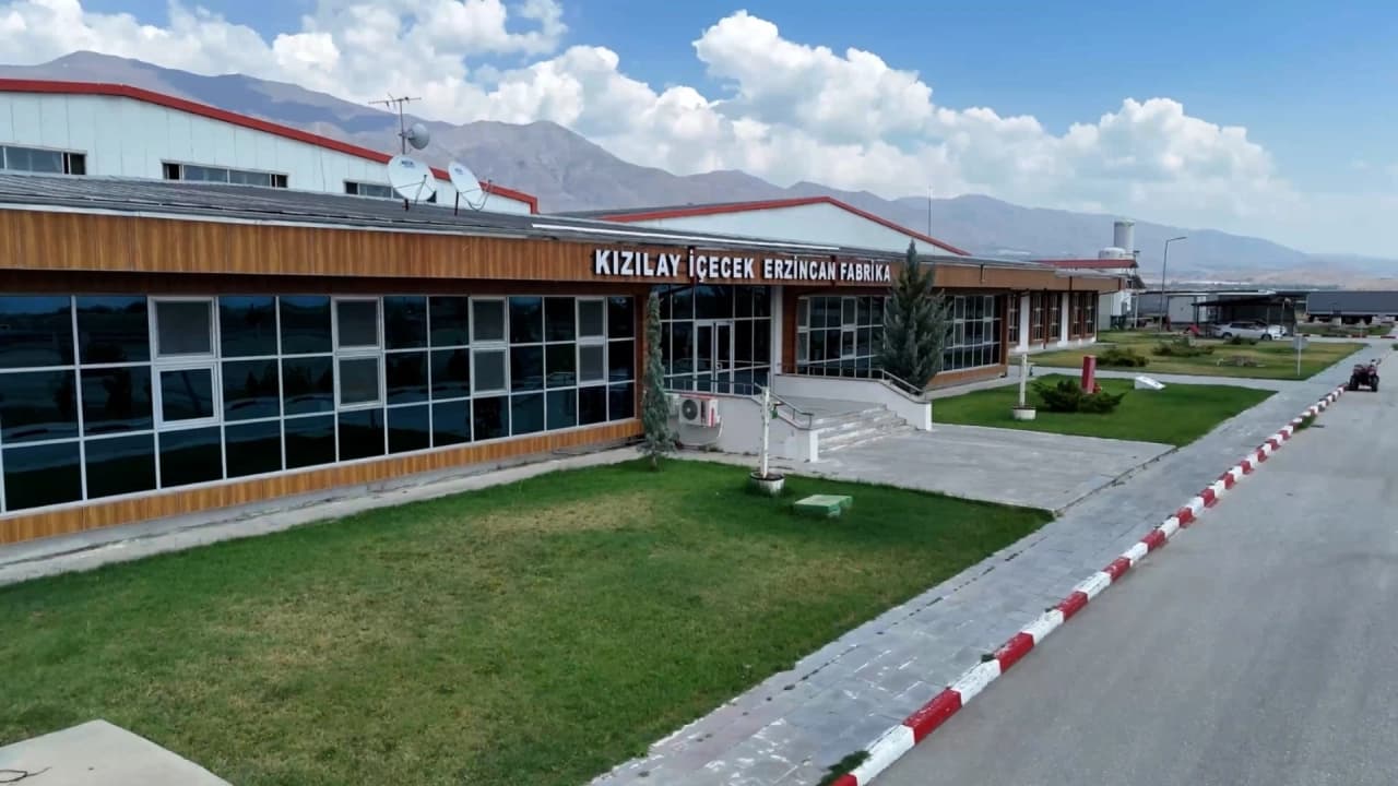 Kızılay Maden Suyu kuruluşunun yüzüncü yılını özel belgeselle anlatıyor