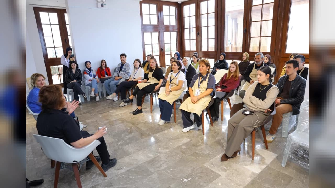 Samsun 1. Sanat Çalıştayı Yalı Sergi Salonu'nda başladı