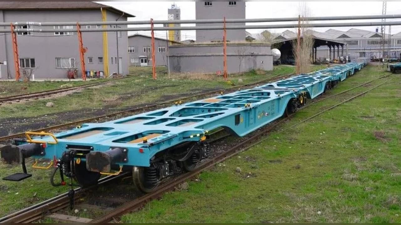 TÜRASAŞ'tan Tanzanya'ya 100 yük vagonu ihracatı