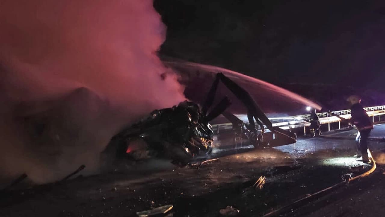 Viranşehir'de Devrilen Tanker Alev Aldı: Sürücü Hayatını Kaybetti