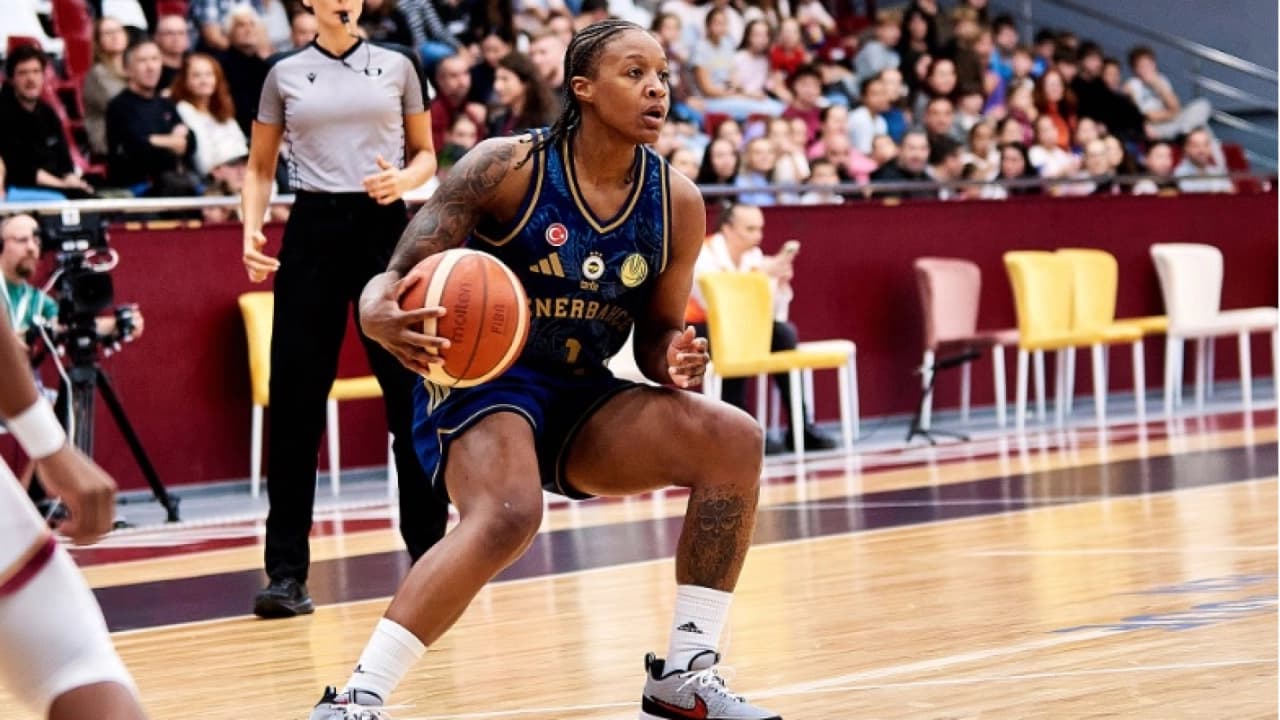 Fenerbahçe Tarfin deplasmanda Rapid Bükreş'i 101-51 yendi