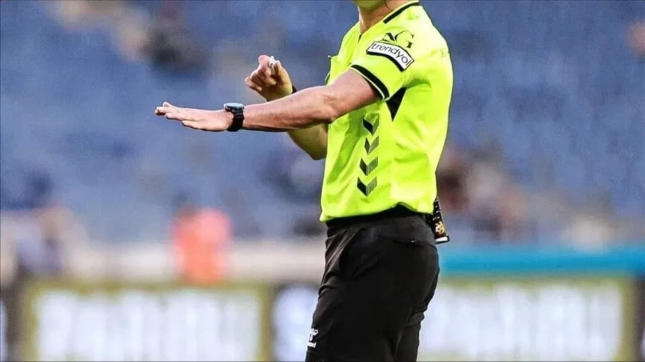 Galatasaray-Fenerbahçe derbisini hakem Atilla Karaoğlan yönetecek