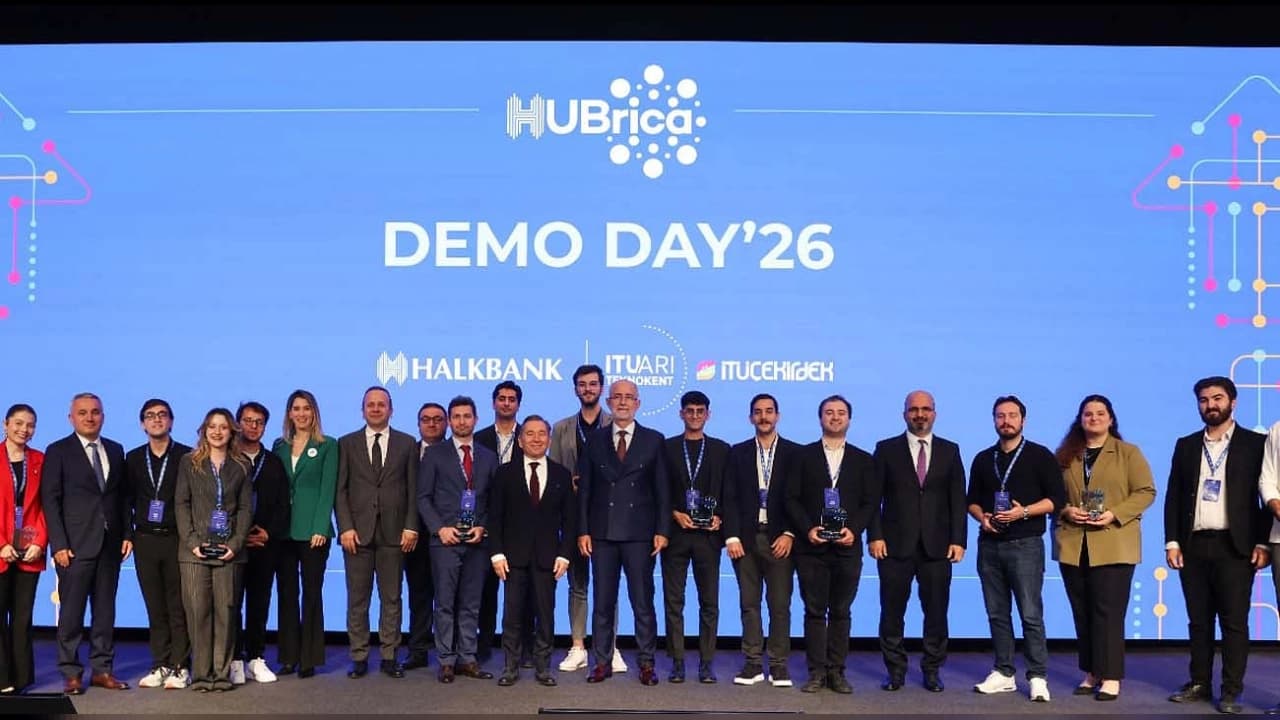 Halkbank'ın HUBrica Hızlandırma Programı'nda 10 girişim projesini tanıttı