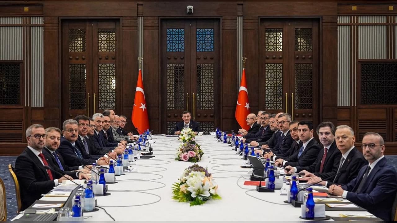 YEDİNCİ FON KOORDİNASYON KURULU TOPLANDI: 49,7 MİLYAR LİRA ÖDEME YAPILDI