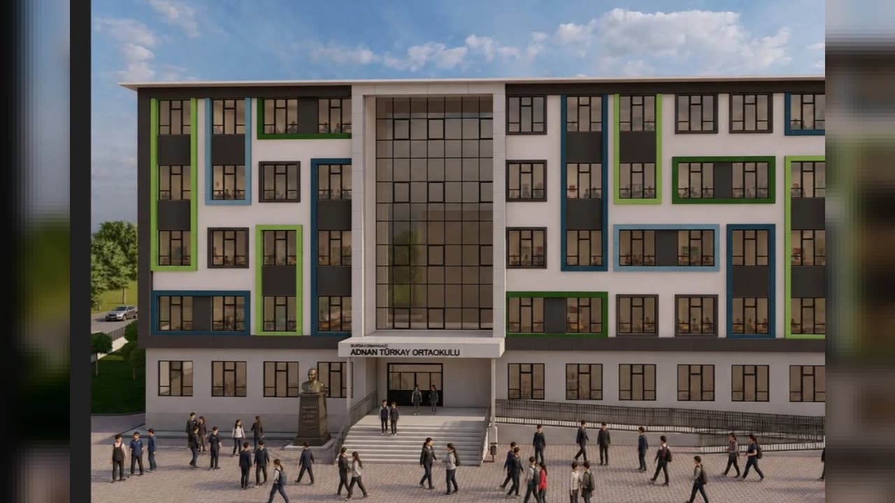 BURSA'DA TARİHİ OKUL 32 DERSLİKLİ MODERN KAMPÜSE DÖNÜŞÜYOR
