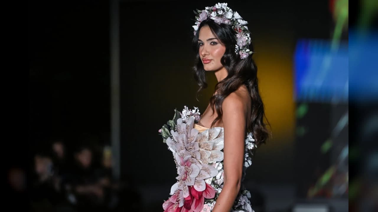 İZMİR'DE DÜZENLENEN FASHION PRİME FUARI 2027 MODASINA IŞIK TUTTU