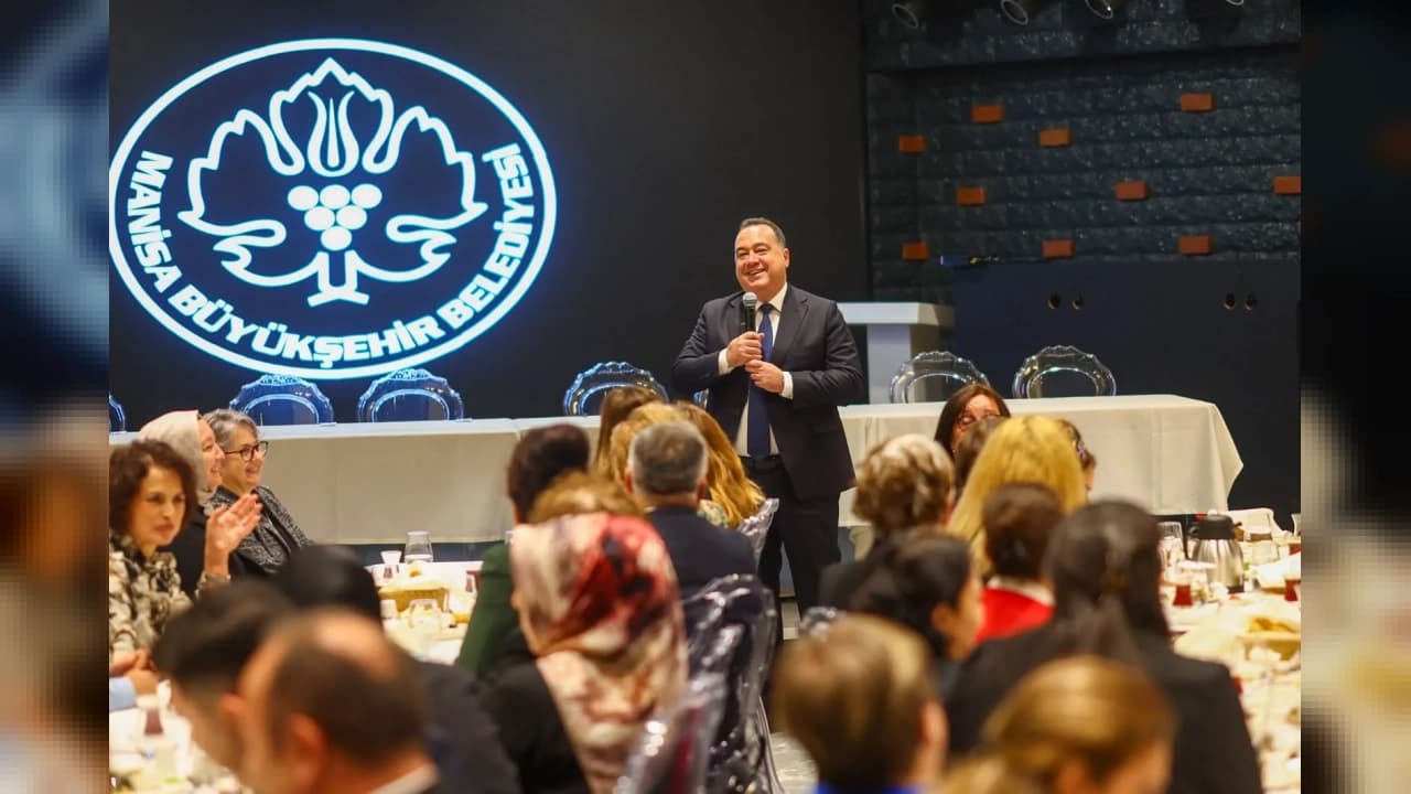 MANİSA BÜYÜKŞEHİR BELEDİYESİ KADIN MUHTARLARLA BİR ARAYA GELDİ
