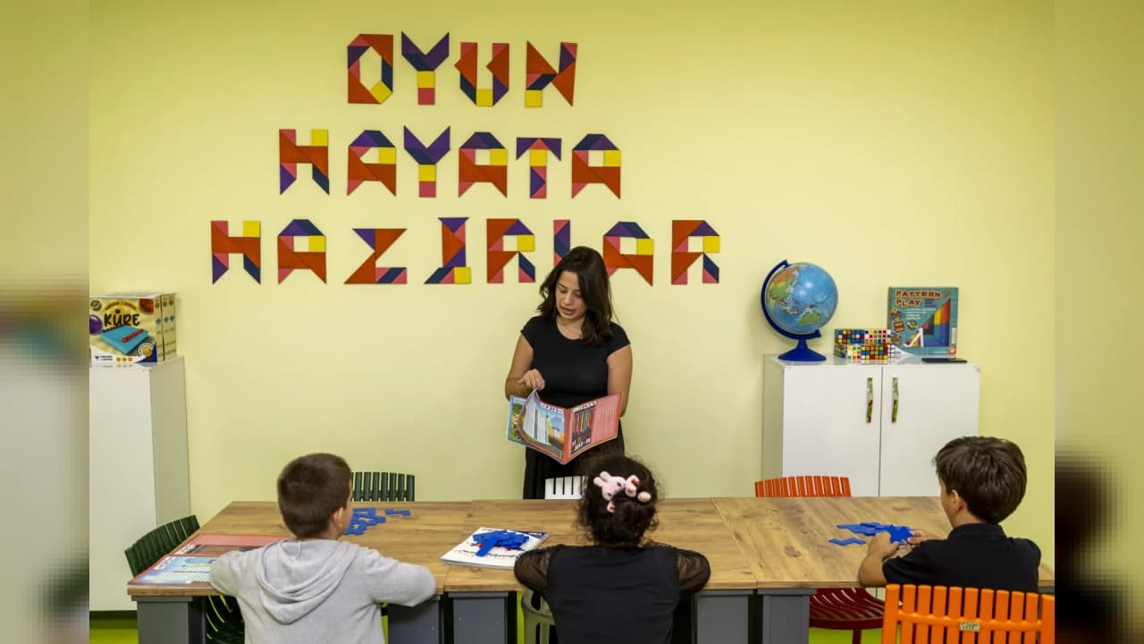 Mersin Büyükşehir Belediyesi çocuk kampüsleri ücretsiz eğitim sunuyor
