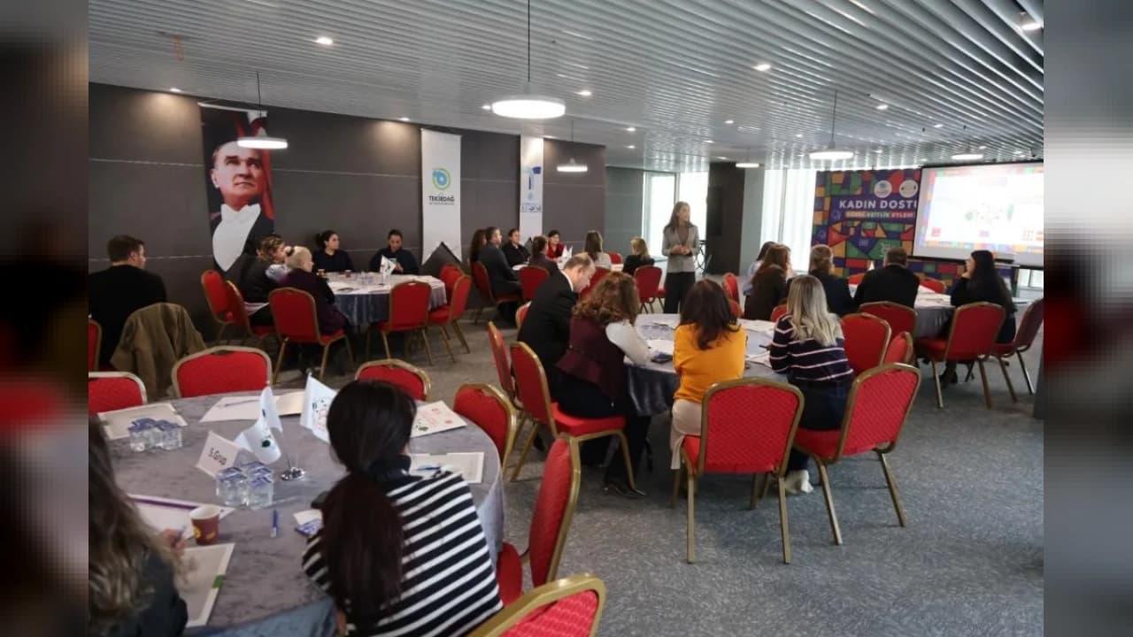 TEKİRDAĞ BÜYÜKŞEHİR BELEDİYESİ'NDEN YEREL EŞİTLİK EYLEM PLANI ÇALIŞTAYI