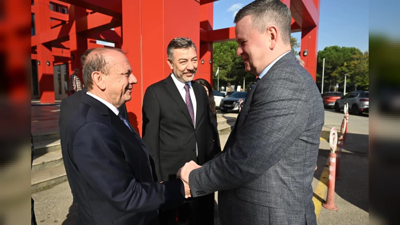 ABD İstanbul Başkonsolosu Lally’den BTSO’ya Ziyaret: 100 Milyar Dolarlık Ticaret Hedefi