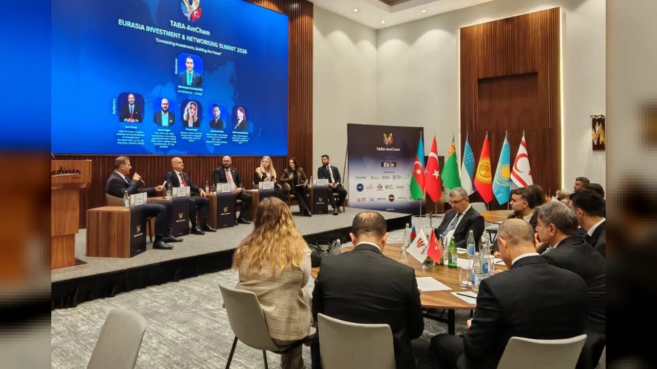 Bakü'deki "Hazar Köprüsü" zirvesinde yeni ekonomik iş birliği adımları atıldı