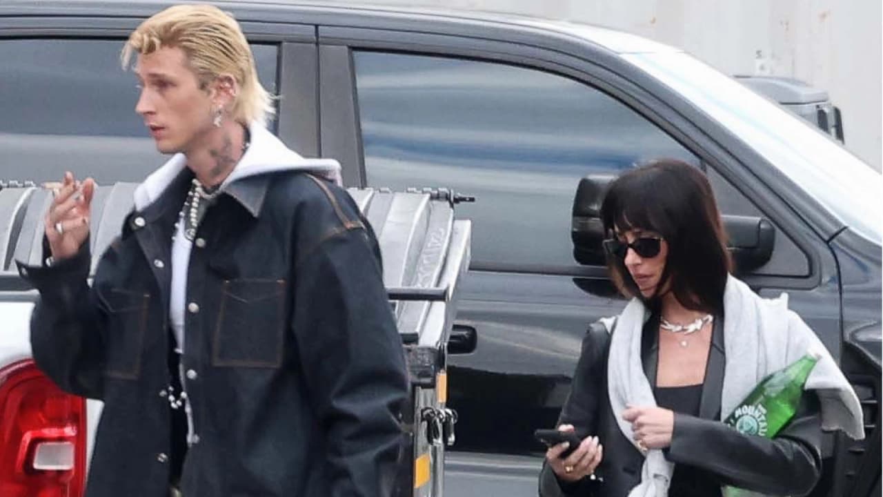 Dakota Johnson ile Machine Gun Kelly Los Angeles'ta birlikte görüntülendi