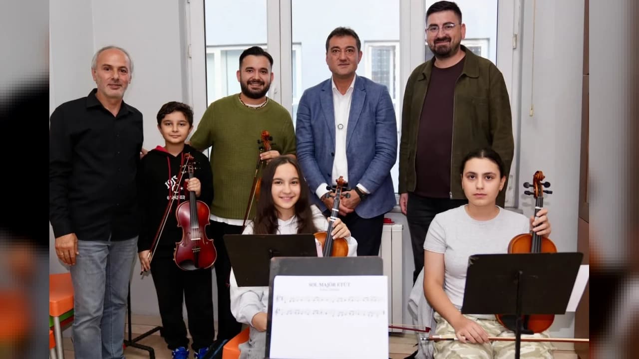 Giresun Belediyesi Konservatuvarında Yeni Dönem 850 Kursiyerle Başladı