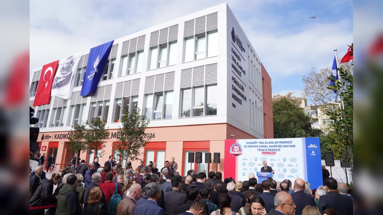 İstanbul Büyükşehir Belediyesi Kadıköy'de iki yeni tesis açtı