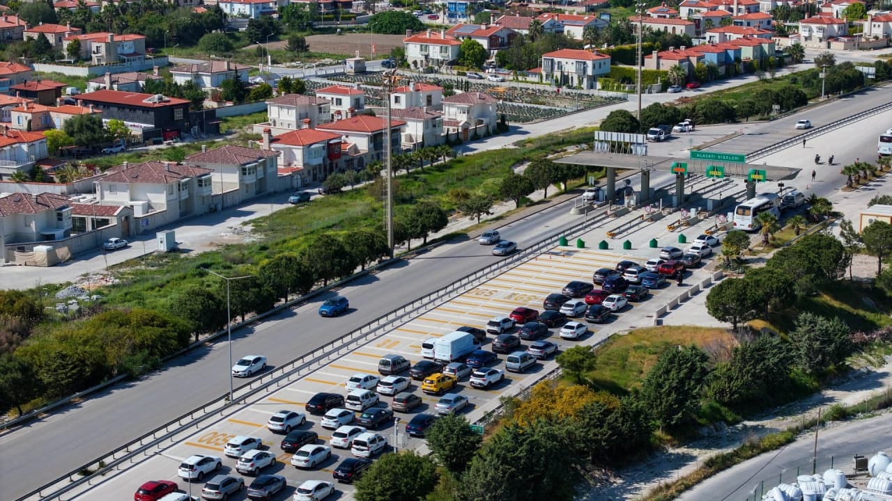 Karayolları Genel Müdürlüğü'nden Kara Yollarında Sürücülere Uyarı
