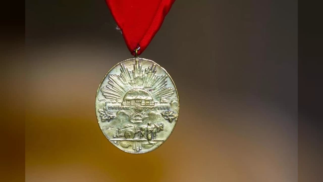 Kurtuluş Savaşı Şehit ve Gazilerinin Mirasçılarına İstiklal Madalyası Verilecek