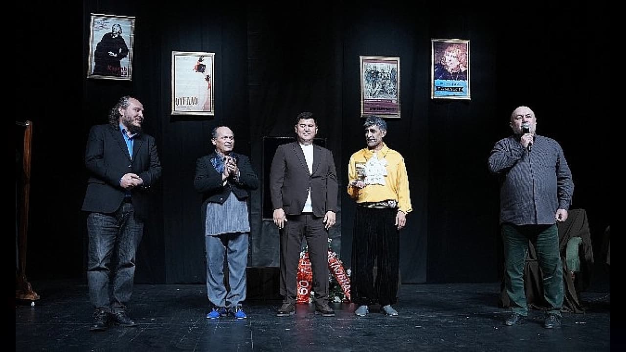 Maltepe Tiyatro Festivali'nde Kuğunun Şarkısı oyunu sahnelendi