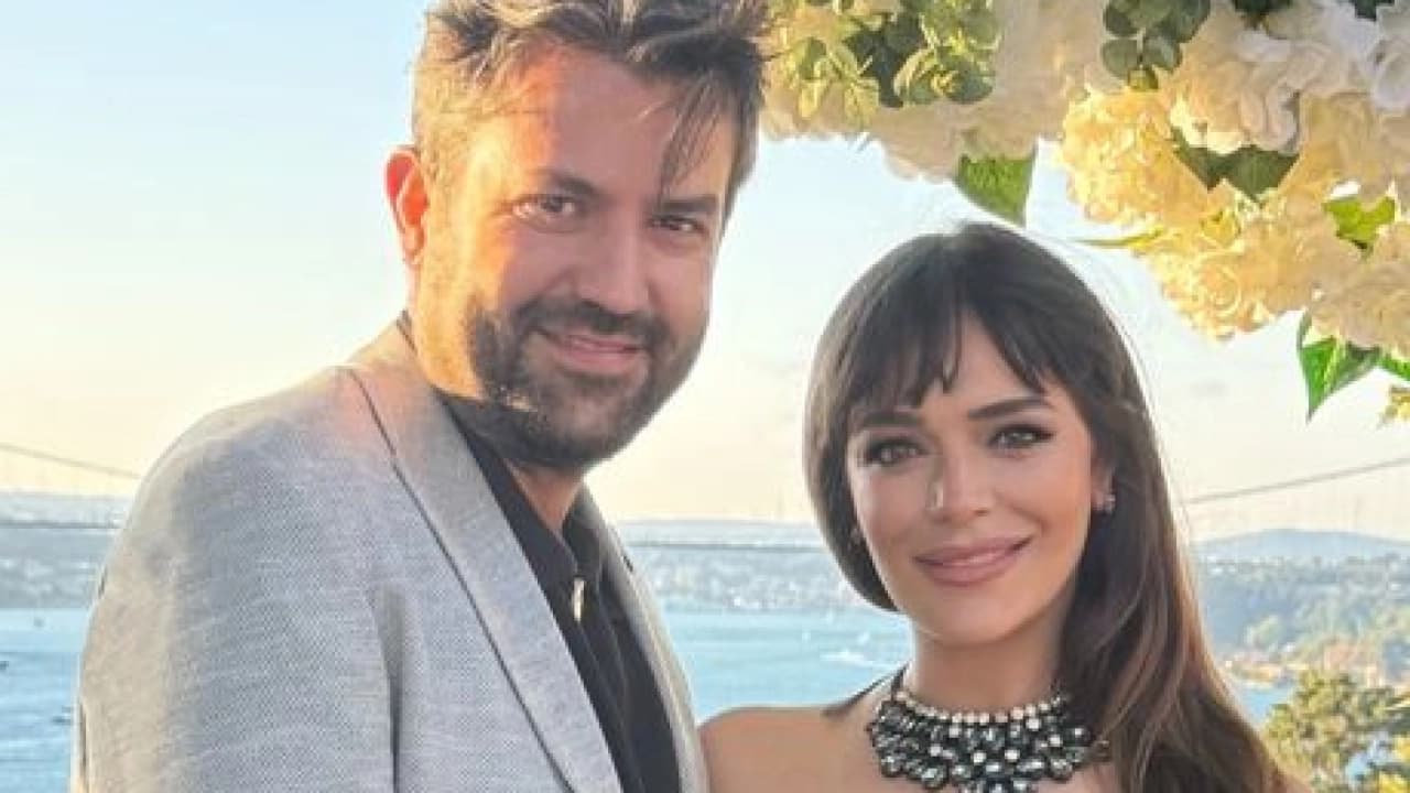 Oyuncu İpek Karapınar ve yönetmen Ali Balcı'nın erkek bebeği oldu