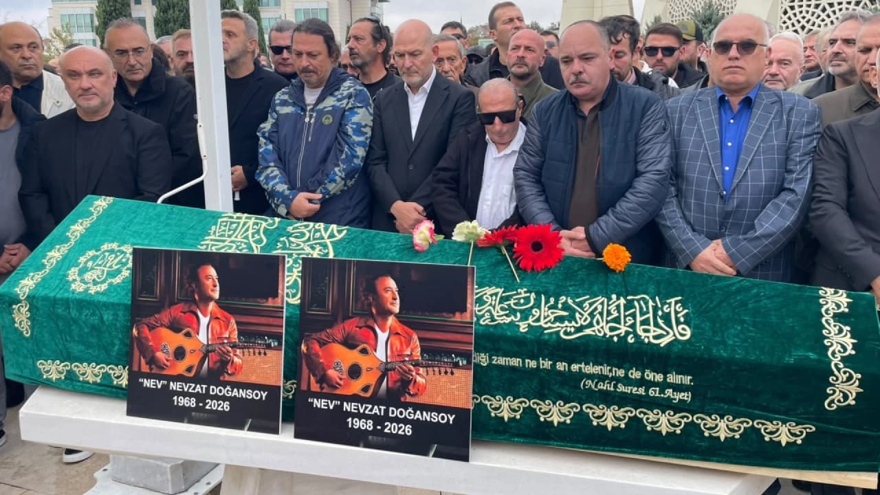 Şarkıcı Nev 57 yaşında son yolculuğuna uğurlanıyor