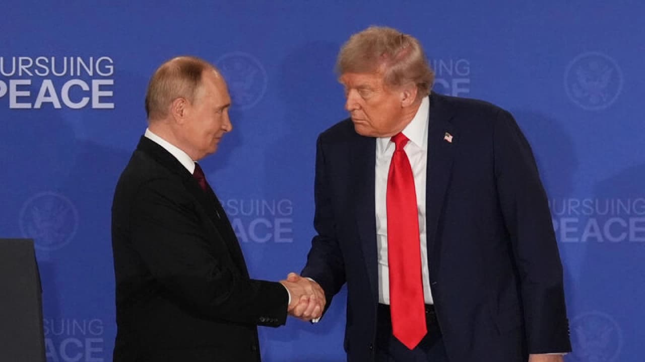 Trump Rusya yaptırımlarını askıya aldı ve dizel alımını duyurdu