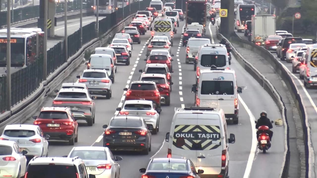 İstanbul'da pazartesi trafiği
