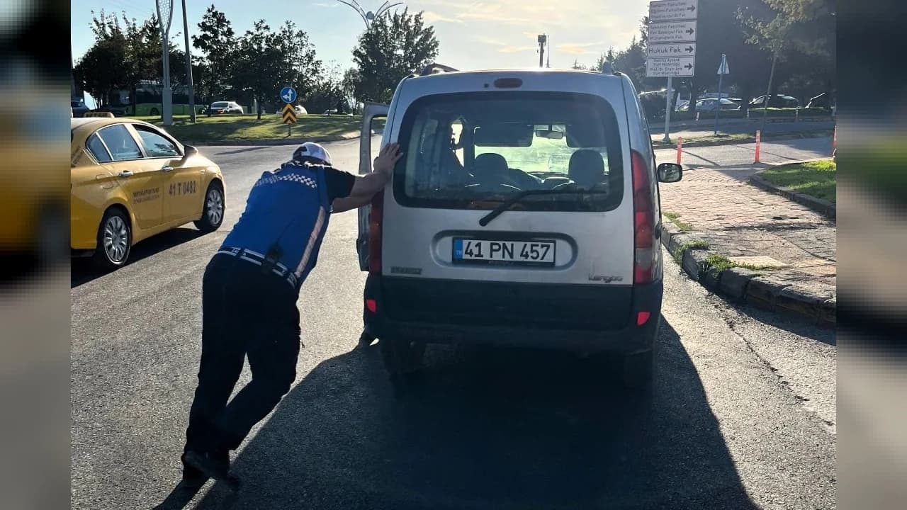 KOCAELİ'DE ZABITA EKİPLERİNDEN YARDIMA İHTİYAÇ DUYAN VATANDAŞLARA DESTEK