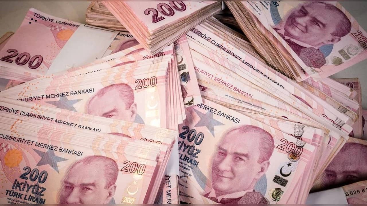SPK NİTELİKLİ YATIRIMCI FİNANSAL VARLIK ŞARTINI 50 MİLYON TL'YE YÜKSELTTİ