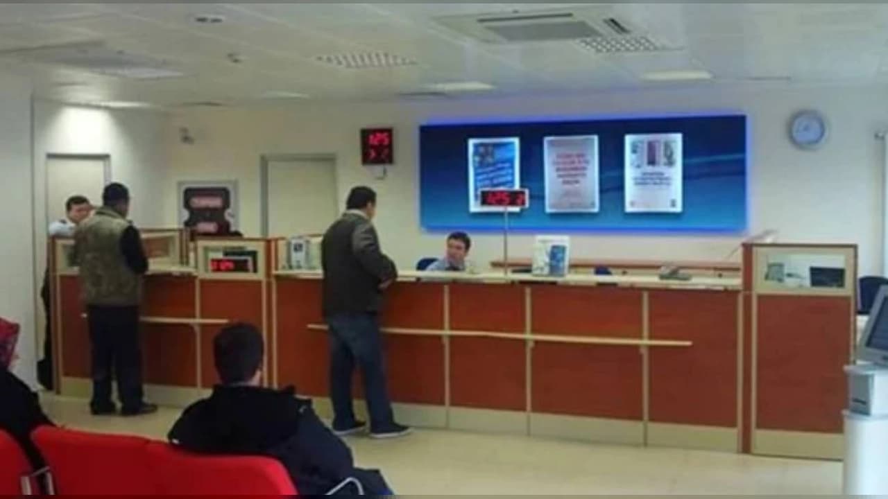 28 ve 29 Ekim tarihlerinde bankaların çalışma düzeni açıklandı
