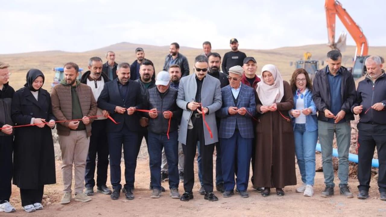 Ağrı'nın Doğubayazıt ilçesindeki köy 25 yıl sonra suya kavuştu