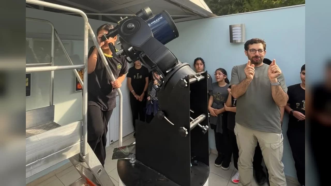 Antalya'da öğrenciler TÜBİTAK gözlemevinde gökyüzünü inceledi