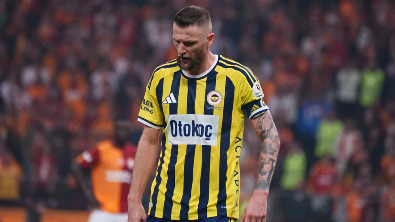 FENERBAHÇE'NİN GALİBİYET SERİSİ GALATASARAY MAÇIYLA SONA ERDİ