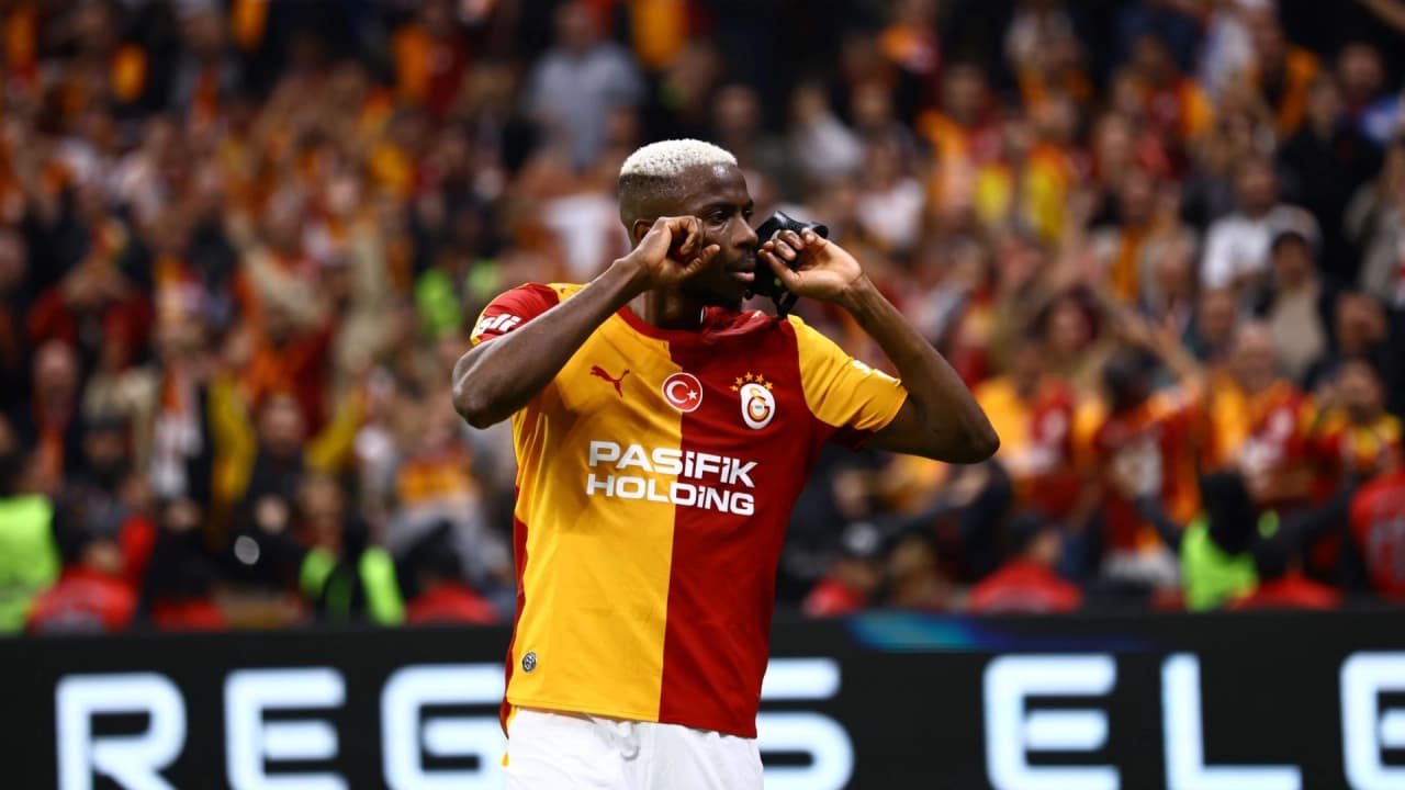 Galatasaray derbisinde yıldızlaşan Victor Osimhen'den Fenerbahçe serisi