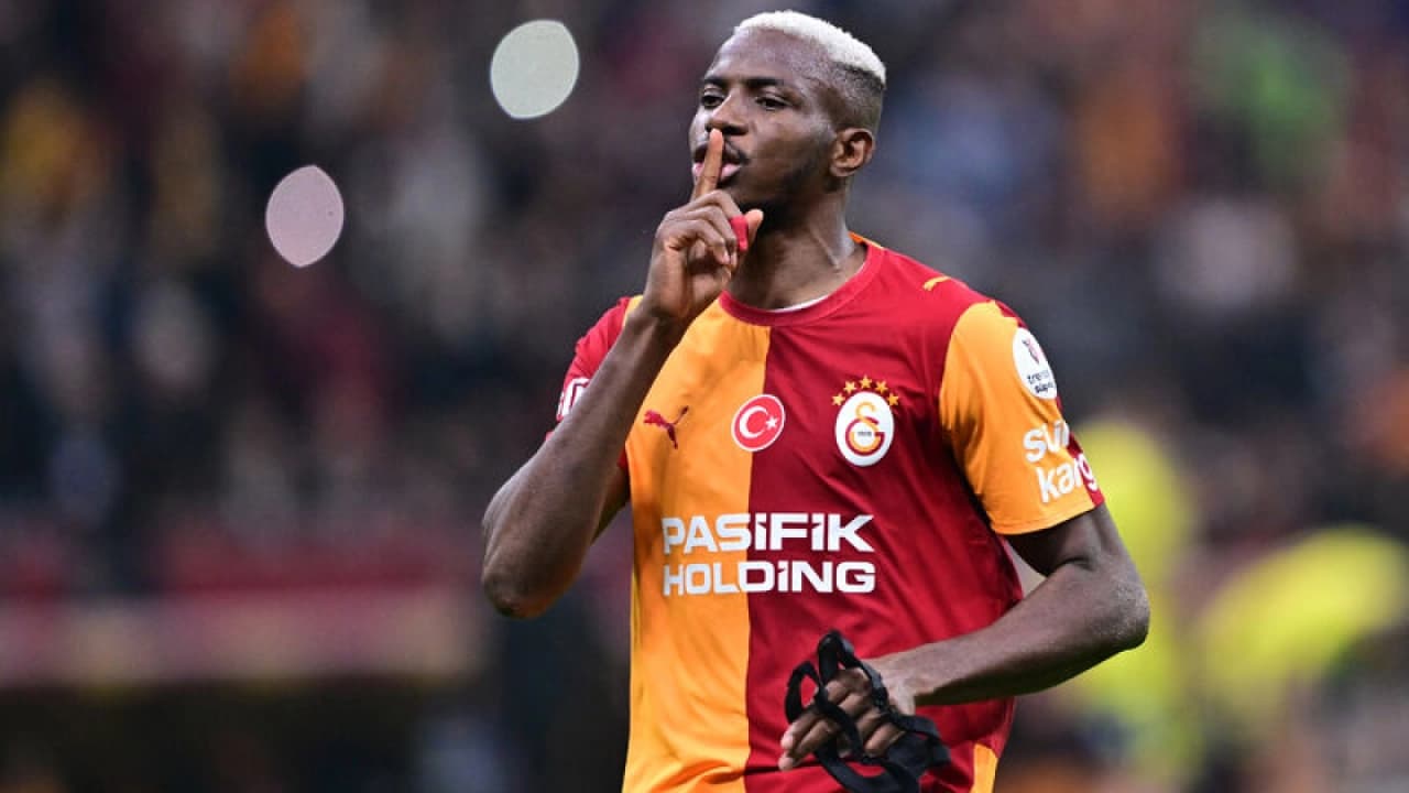 Galatasaray forması giyen Victor Osimhen'den Fenerbahçe derbisi sonrası açıklamalar