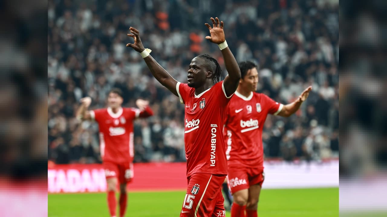 Junior Olaitan kariyerinin en yüksek gol katkısına ulaştı