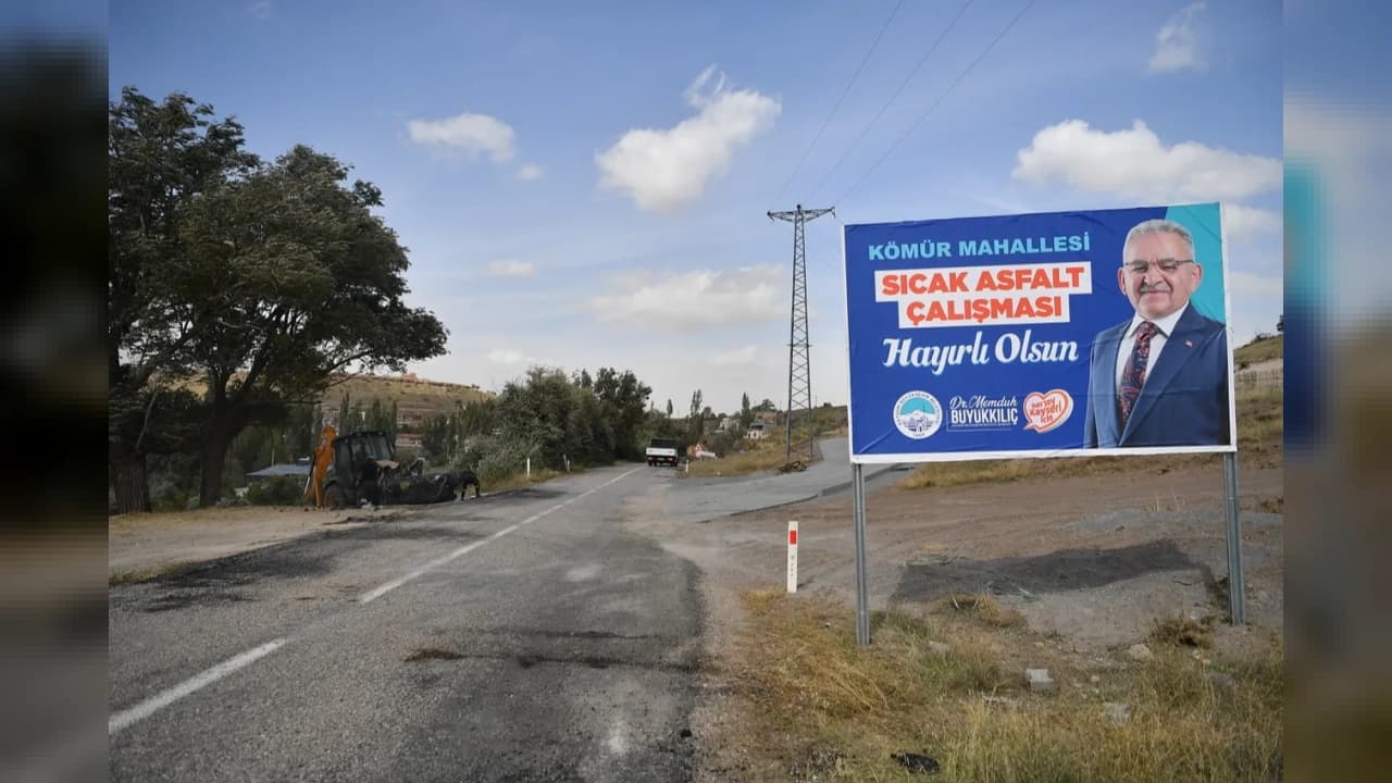 Kayseri'de sıcak asfalt tamamlandı kilit parke ihalesi yapıldı