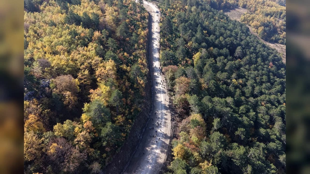 Sakarya'da Sonbahar Doğa Yürüyüşleri Geyve Parkuru'yla Sürdü